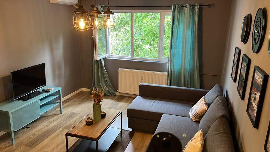Apartament cu 2 camere decomandat, mobilat în Aviației