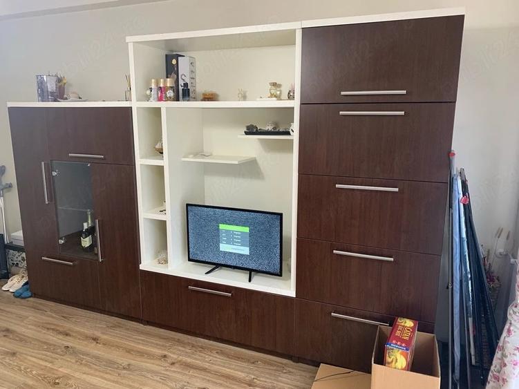 Apartament cu 2 camere semidecomandat în Giroc