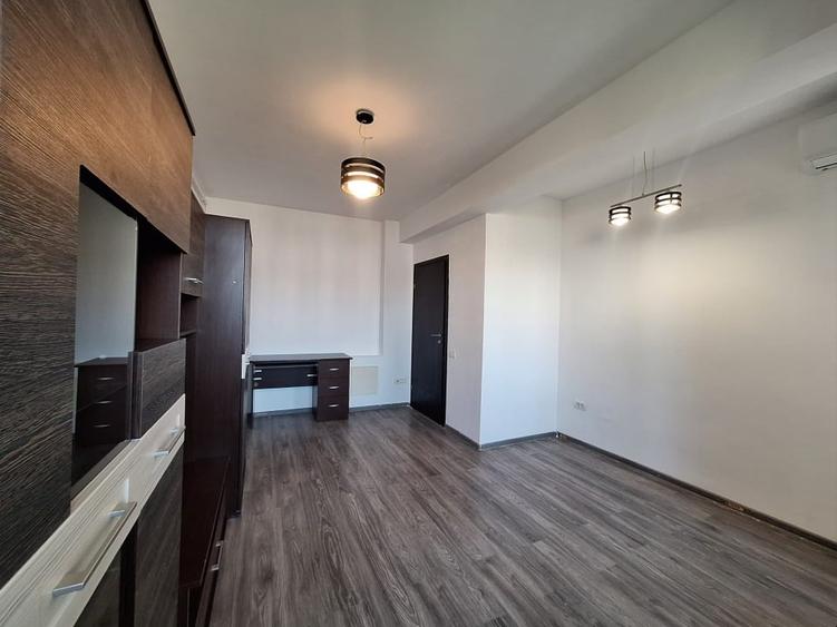 Apartament de vanzare - 8