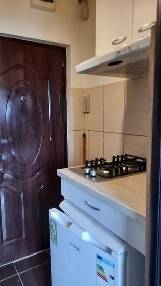 Garsonieră decomandată în Complex Studențesc