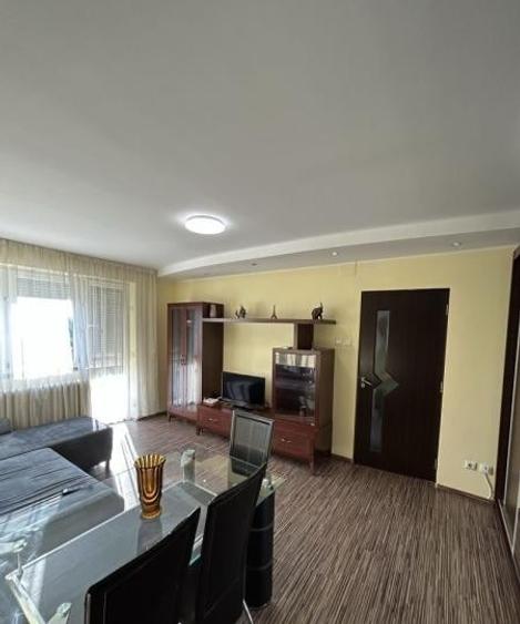 Titan 2 Camere Ac Balcon Metrou Parc Ior - 1