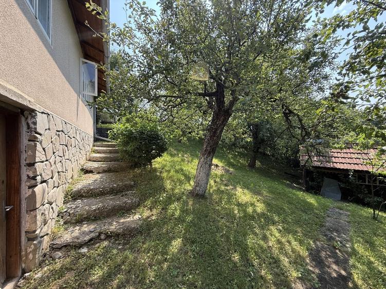 Casă parter+mansarda 80 mp+ teren intravilan 476 mp Sotrile Prahova ! - 27