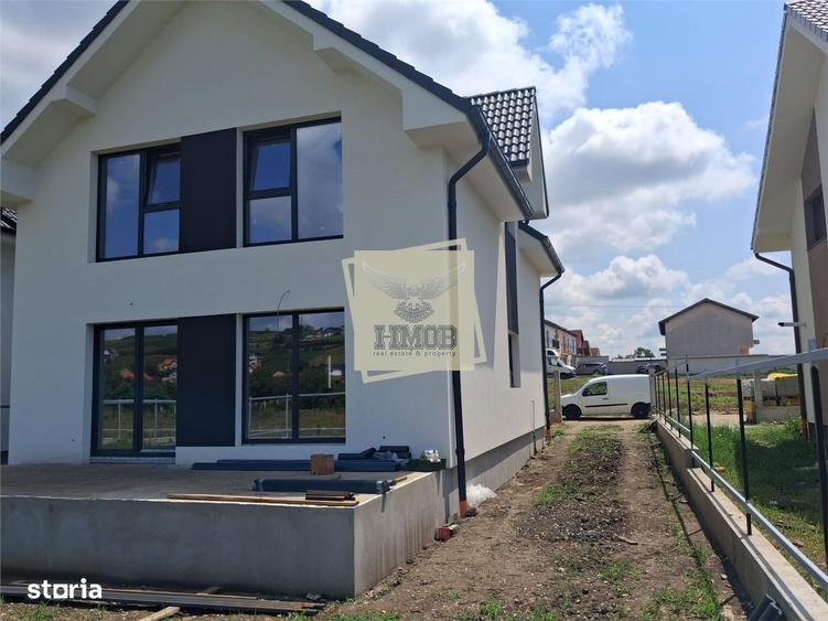 Casă cu 4 camere cu Teren 350 Mp în Șura Mare