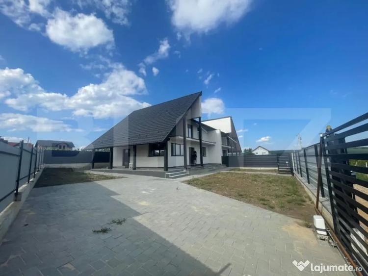 Casă cu 4 camere cu Teren 400 Mp în Central