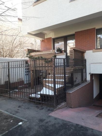 Birou, de 35 mp, în Casin