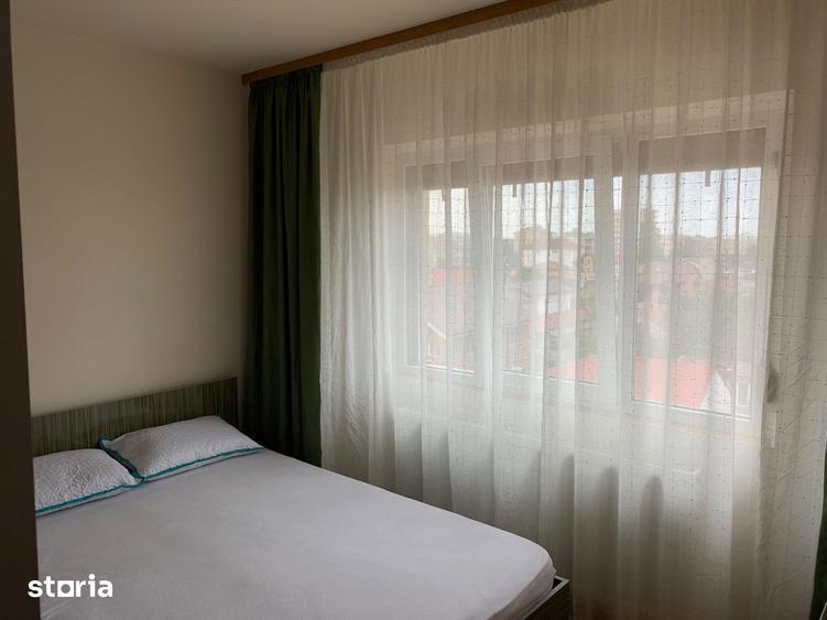 Apartament cu 3 camere în Inel II