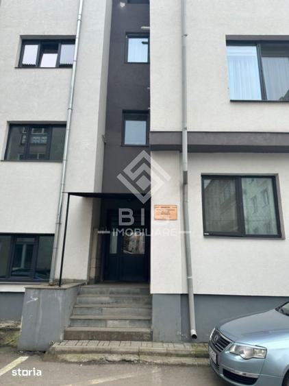 Apartament cu 3 camere decomandat în Calea Moldovei