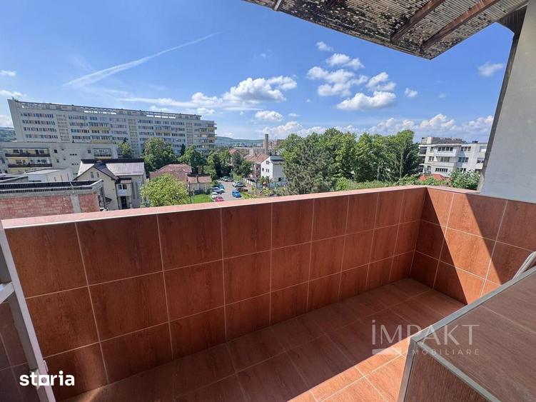 Apartament cu 4 camere decomandat, mobilat în Grigorescu