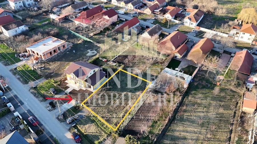 Teren Construcții intravilan de 604 mp, în Giarmata