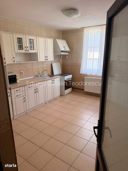 Casa 4 camere, Baneasa | Ideala pentru locuinta sau birouri