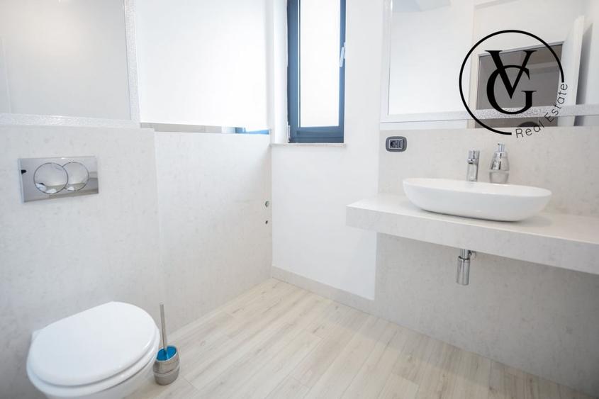 Apartament cu 3 camere decomandat, mobilat în Mamaia-Sat
