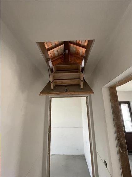 Casă individuală cu 5 camere cu Teren 526 Mp în Exterior Nord