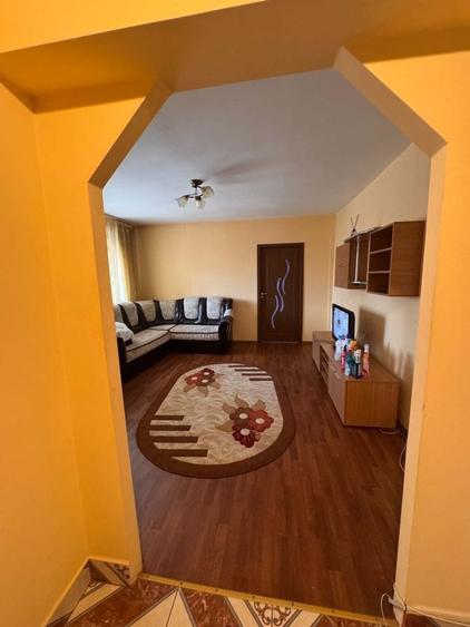 Apartament cu 2 camere semidecomandat în Găvana