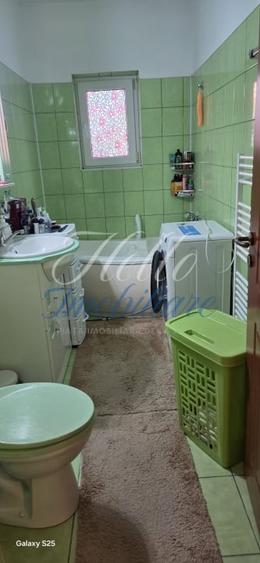 Apartament cu 2 camere decomandat în Florești