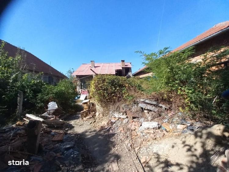 Casă cu 2 camere în Ghiroda