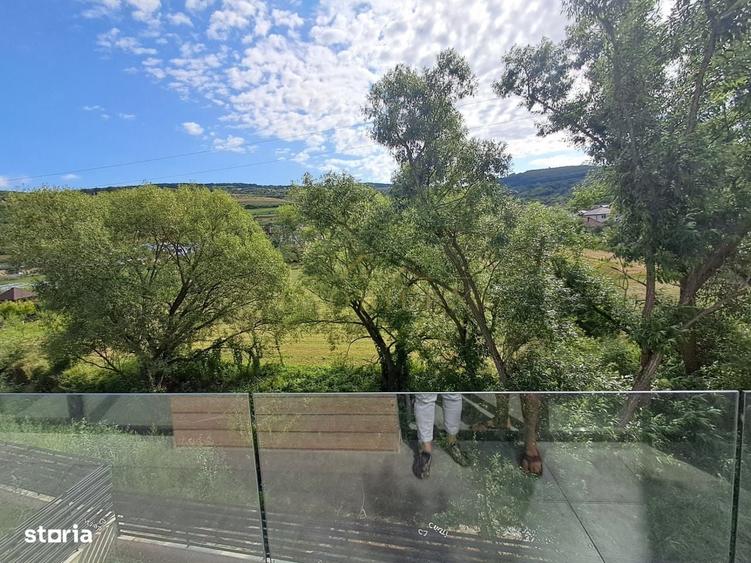 Casă cu 4 camere în Sava