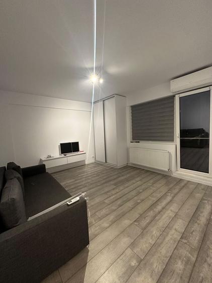 Apartament cu 2 camere decomandat în Militari