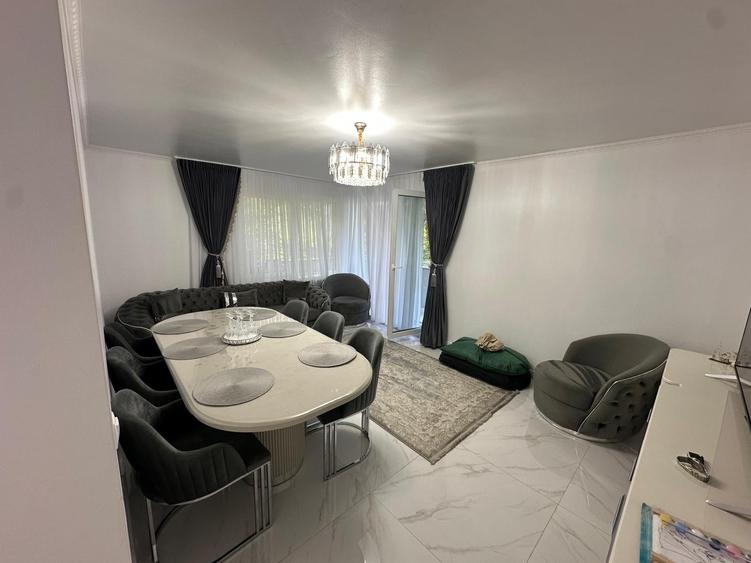 Apartament cu 2 camere decomandat în Florești