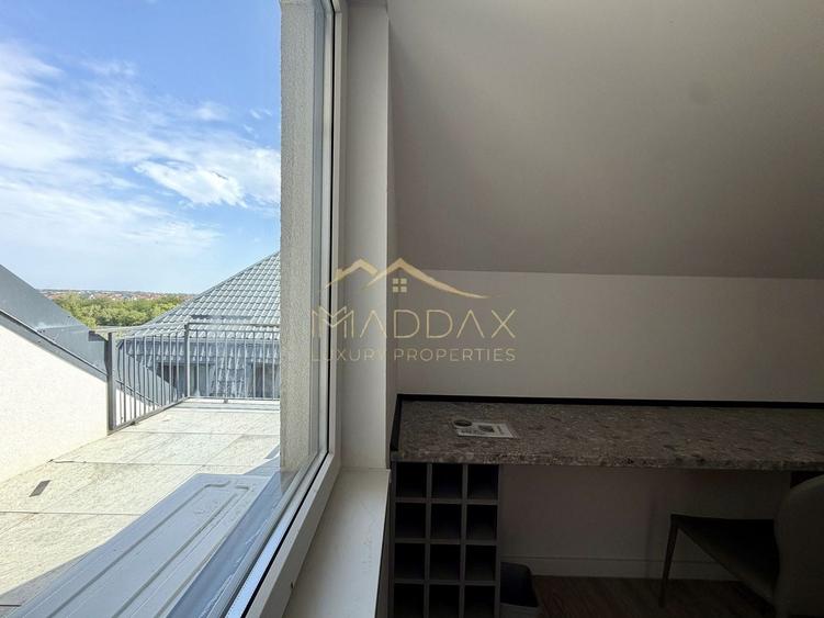 Apartament cu 3 camere decomandat în Aviației