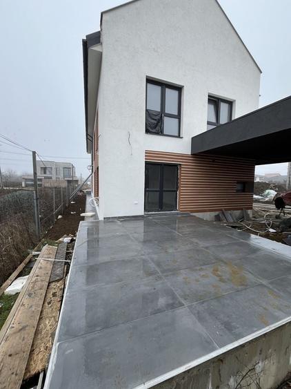 Casă cu 4 camere cu Teren 275 Mp în Jilava