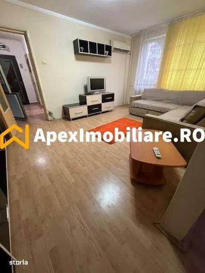 Apartament cu 3 camere semidecomandat în Giurgiului