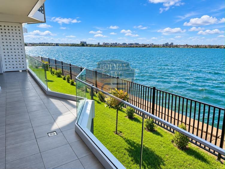 Apartament cu 3 camere decomandat în Mamaia