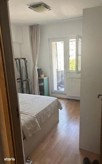 Apartament cu 3 camere în Vitan