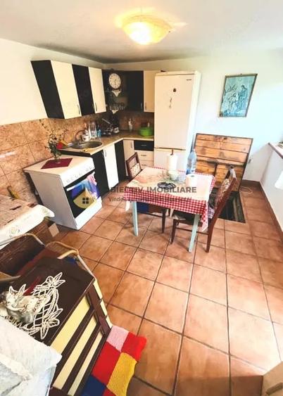 Casă cu 3 camere cu Teren 987 Mp în Războieni