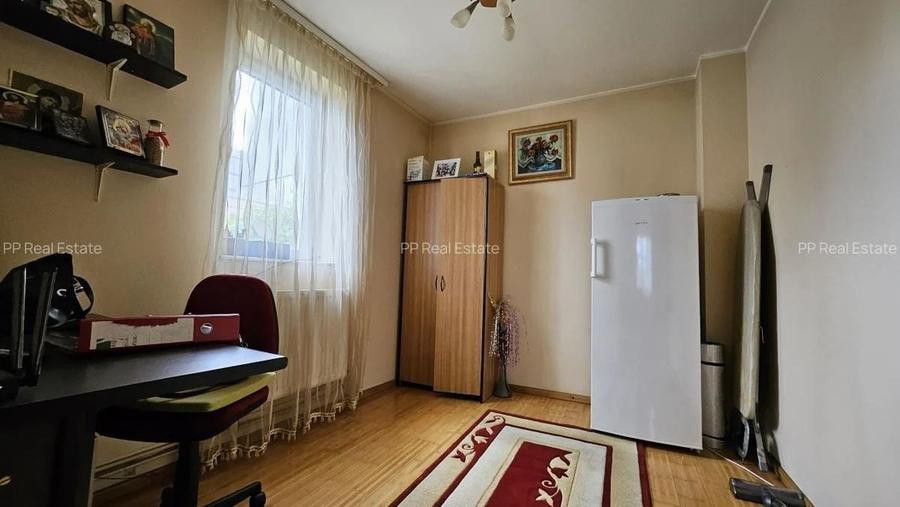 Casă individuală cu 5 camere cu Canalizare în CET
