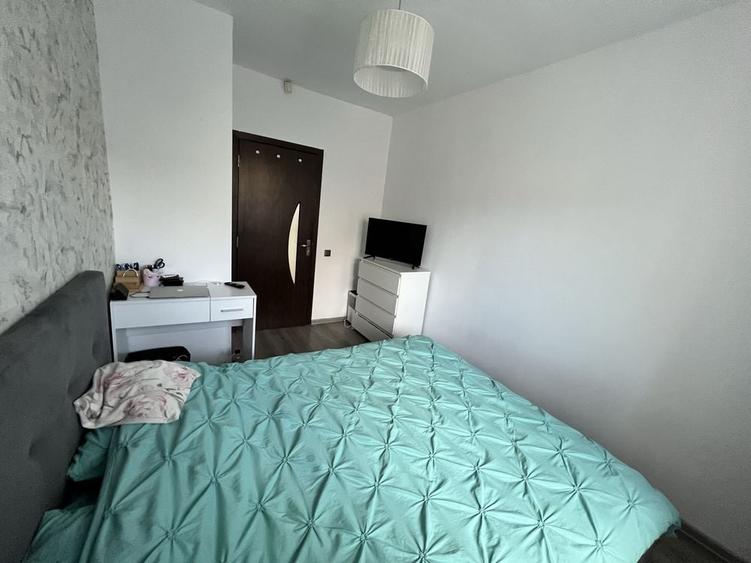 Apartament cu 2 camere decomandat în Exterior Vest