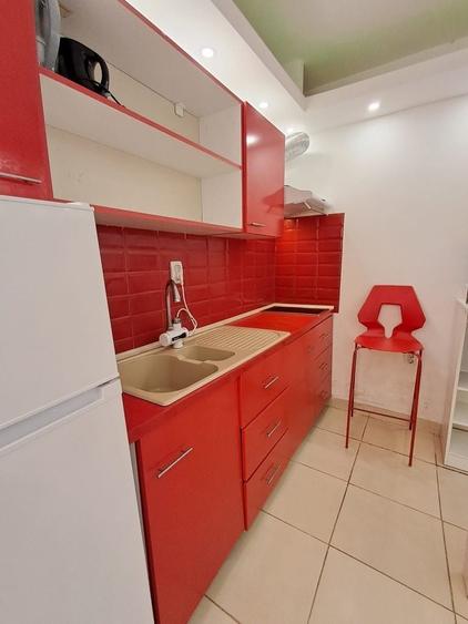 Apartament cu 2 camere semidecomandat în Moșilor