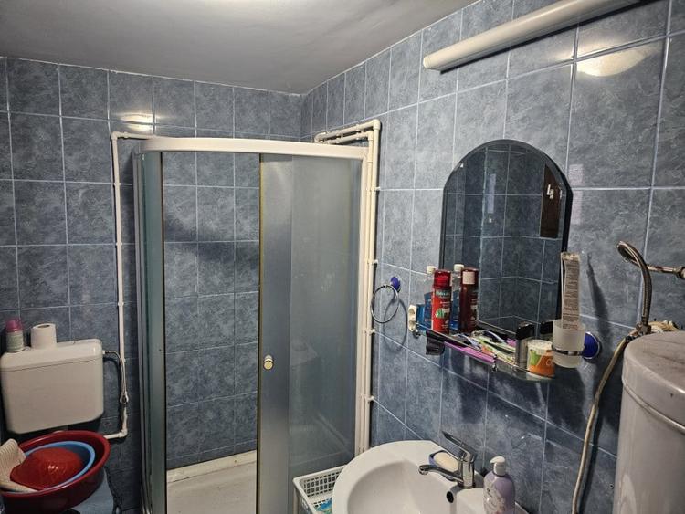 Casă individuală cu 4 camere cu Teren 2500 Mp în Vărzarii de Jos