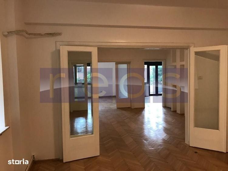 Apartament cu 4 camere în Amzei