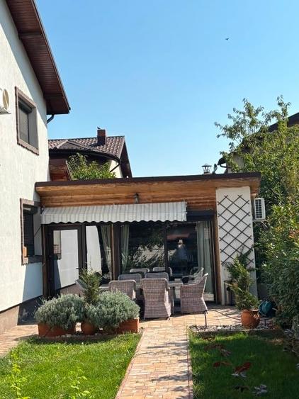 Casă individuală cu 5 camere cu Canalizare în Clinceni