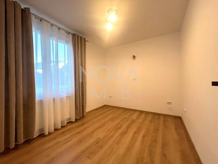 Apartament cu 3 camere decomandat, mobilat în Ștrand