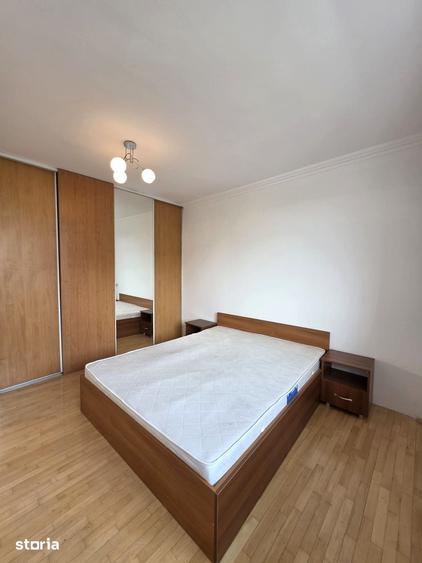 Apartament cu 4 camere în 13 Septembrie
