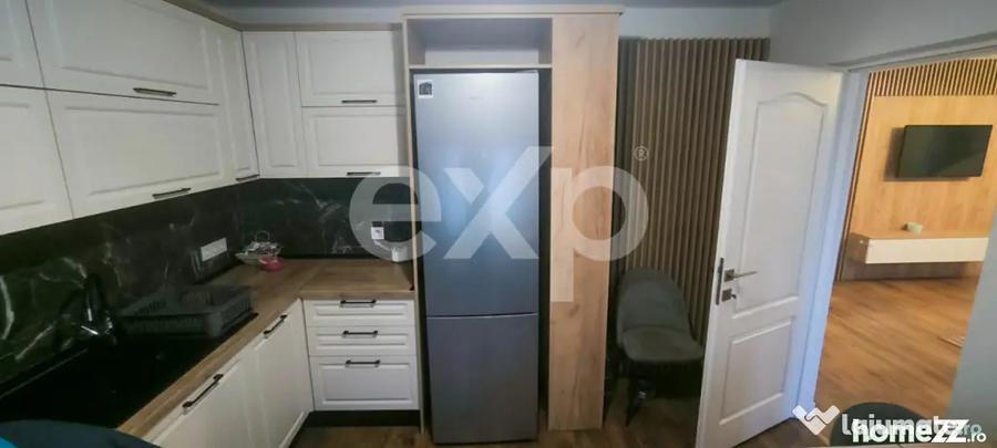 Casă cu 5 camere cu Teren 1060 Mp în Central