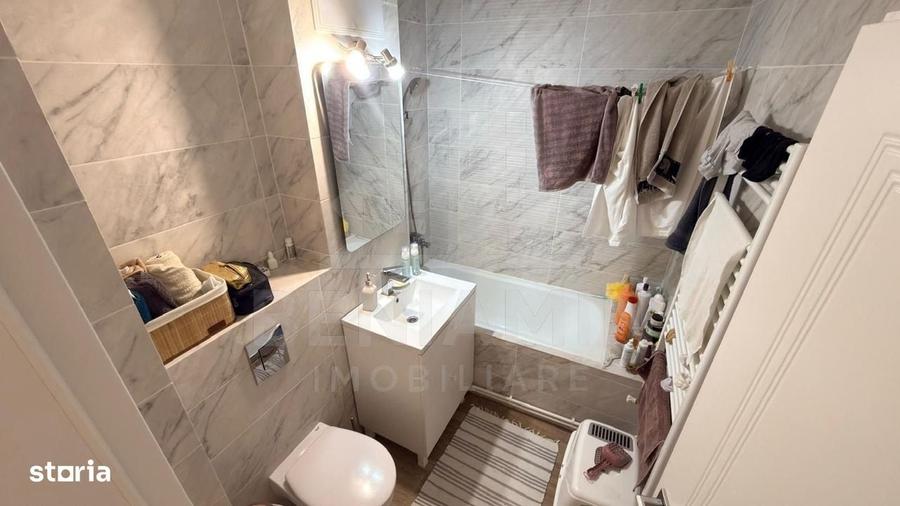 Apartament cu 2 camere decomandat în Craiovița Nouă