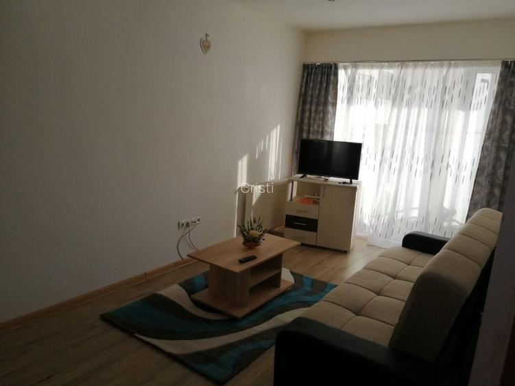 Apartament cu 2 camere decomandat în Mihai Viteazul