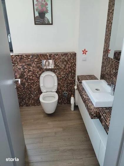Apartament cu 3 camere în Rovine