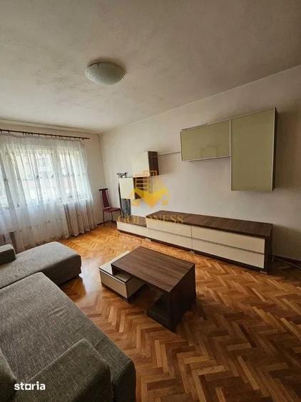Apartament cu 3 camere în Între Lacuri