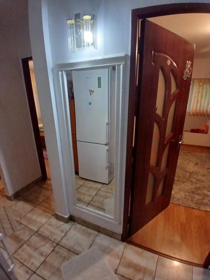Apartament cu 2 camere decomandat în Șimian