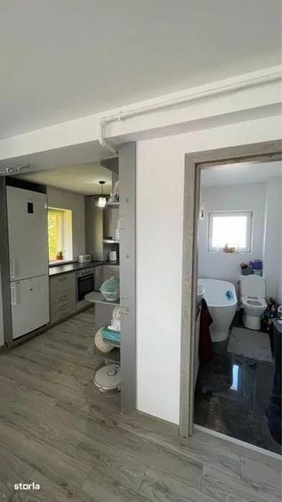 Apartament cu 3 camere în Florești — fotografia 1