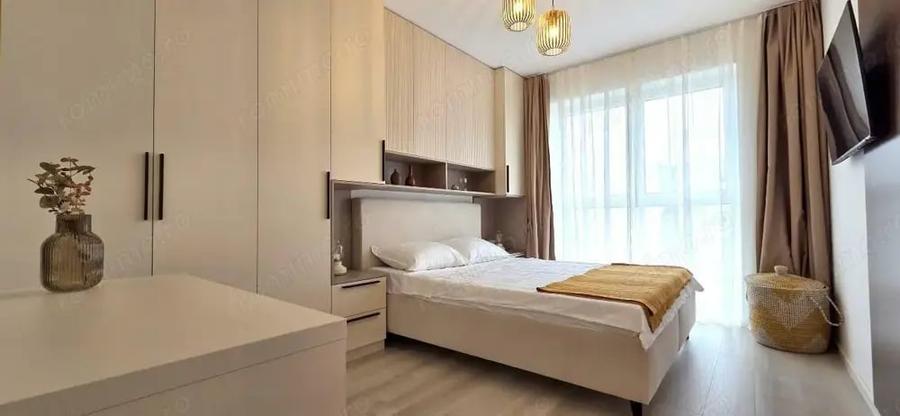 Apartament cu 2 camere semidecomandat, mobilat în Lipovei