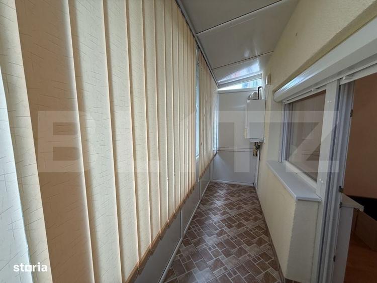 Apartament cu 3 camere decomandat în Micro 16