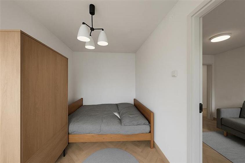 Apartament cu 2 camere nedecomandat, mobilat în Libertății
