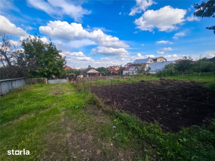 Teren de 500 mp, în Șcheia