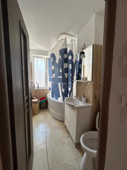 Apartament cu 2 camere decomandat în Dărmănești
