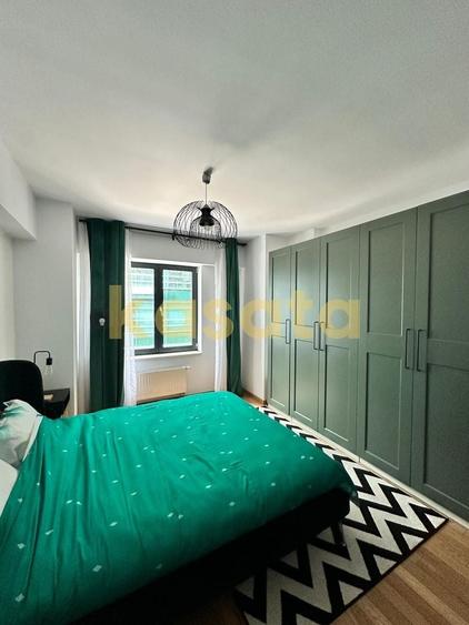 Apartament cu 3 camere decomandat, mobilat în Barbu Văcărescu