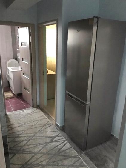 Apartament cu 2 camere decomandat în Valea Adâncă
